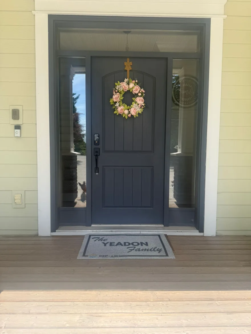 A Fraser Valley homeowner with their personalised Rep-Air welcome gift, photo 21