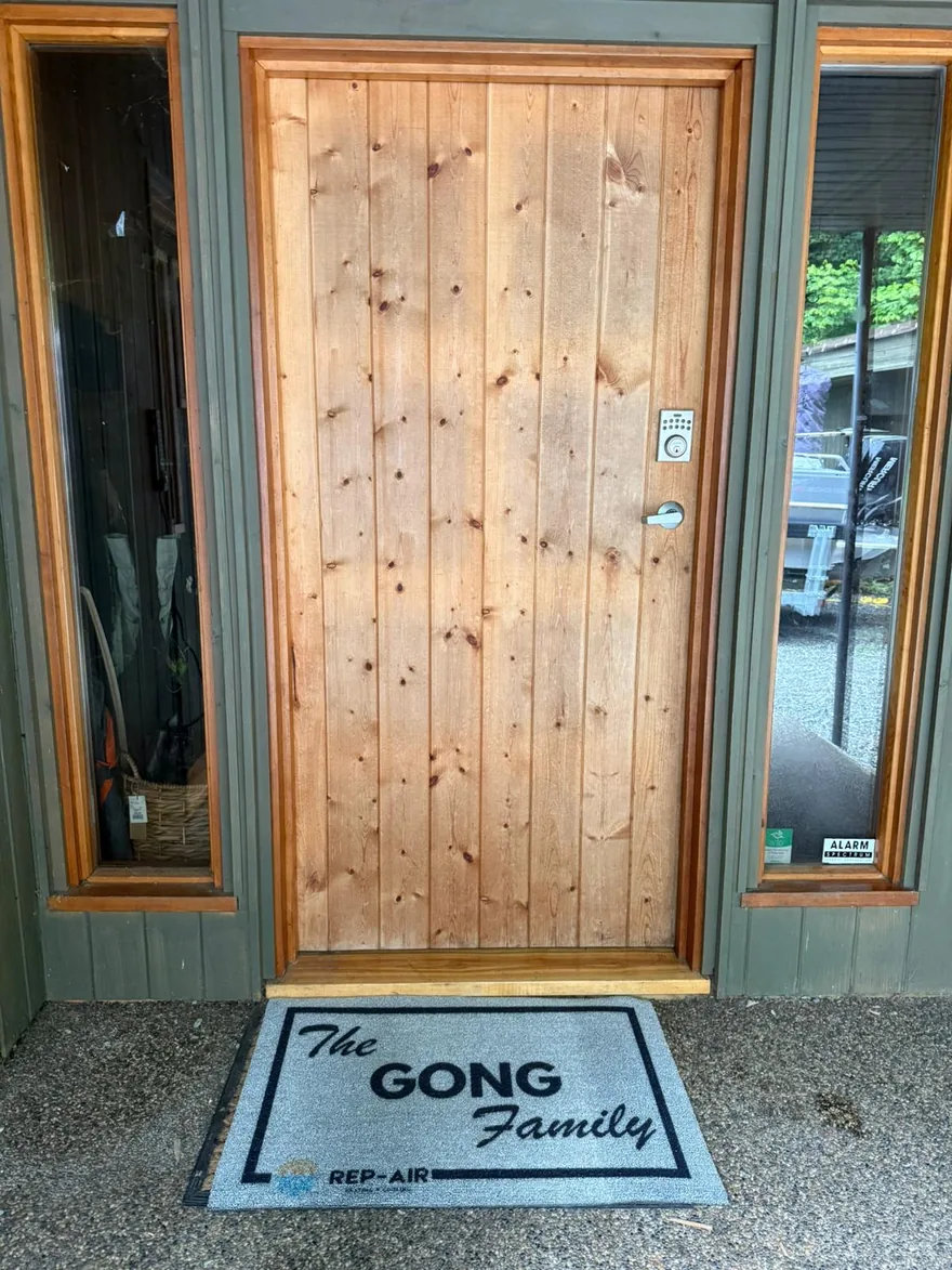 A Fraser Valley homeowner with their personalised Rep-Air welcome gift, photo 23